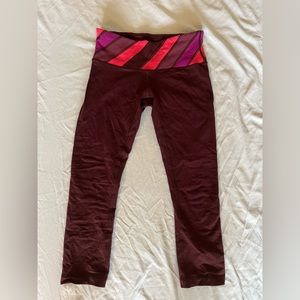 Burgundy lululemon leggings cropped size 4